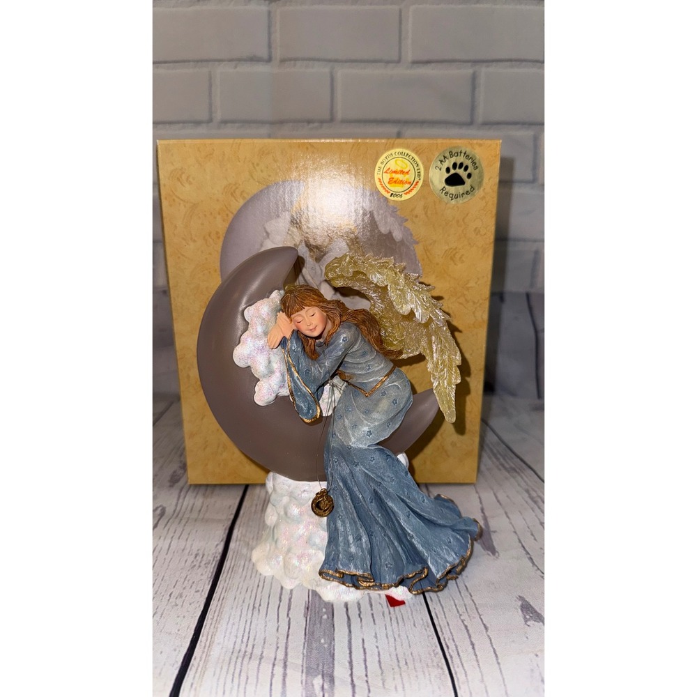 Boyds Collection Charming Angels Seraphina Sleeping on Moon 2006 Figurine Box